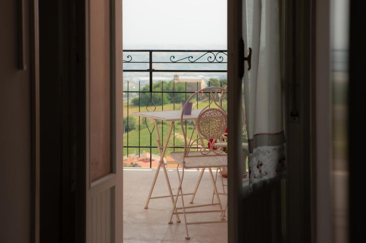 La Casa Del Gelsomino Apartment Acquaviva Picena Luaran gambar